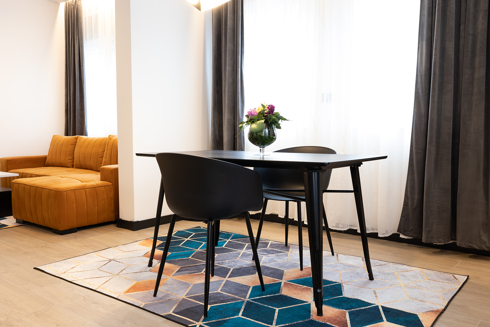 Apartman 102